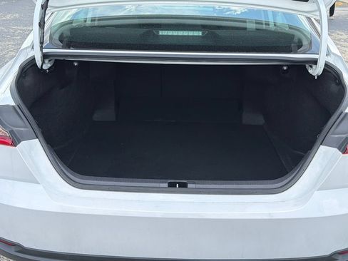 Used 2025 Toyota Camry LE w/ Convenience Package FWD image 18