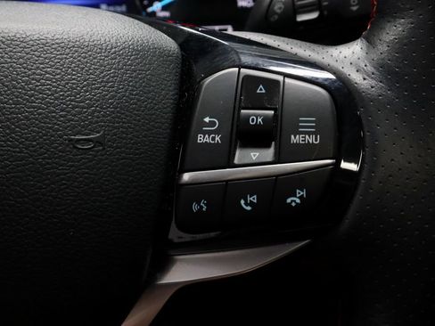 Used 2023 Ford Explorer ST-Line AWD/4WD image 29