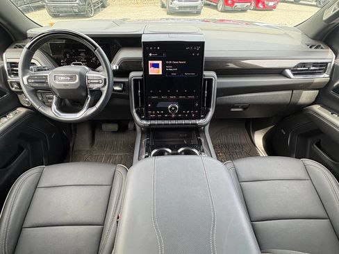 Used 2026 GMC Yukon XL Elevation w/ Elevation Premium Package AWD/4WD image 5