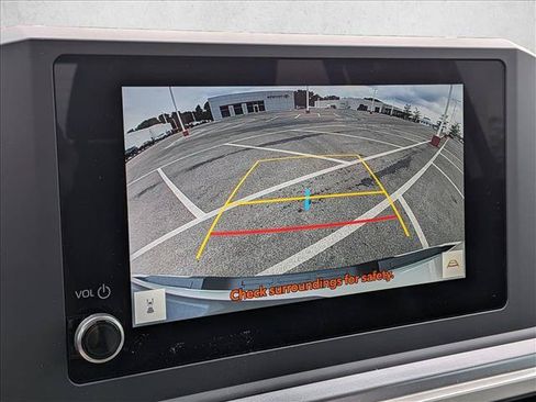 Certified 2026 Toyota Tacoma SR5 AWD/4WD image 13