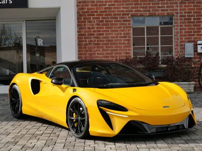 Used 2023 McLaren Artura