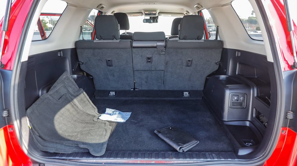 Used 2022 Toyota 4Runner SR5 RWD image 29