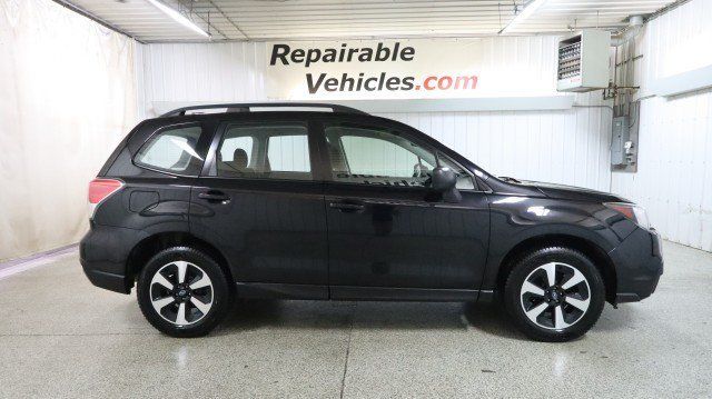 Used 2018 Subaru Forester 2.5i w/ Alloy Wheel Package AWD/4WD image 4