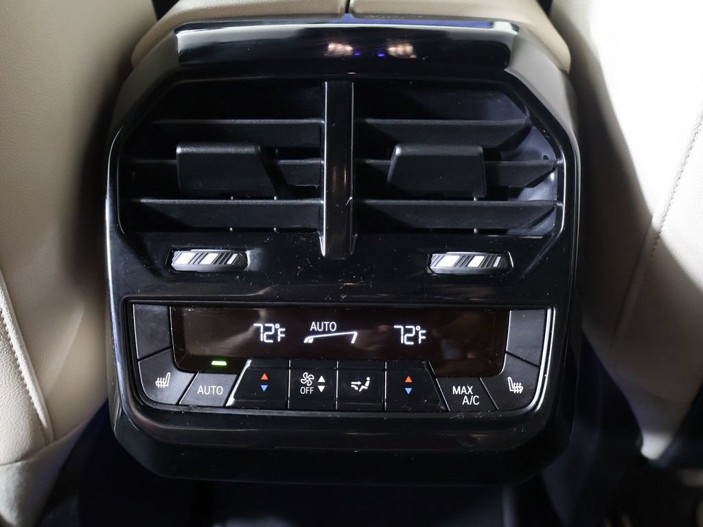 Used 2024 BMW iX xDrive50 w/ Premium Package AWD/4WD image 56