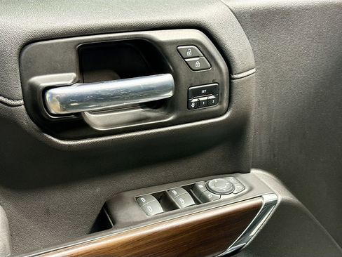 Used 2020 GMC Sierra 1500 SLT w/ SLT Premium Plus Package image 17