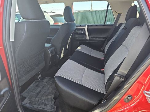 Used 2014 Toyota 4Runner SR5 RWD image 17