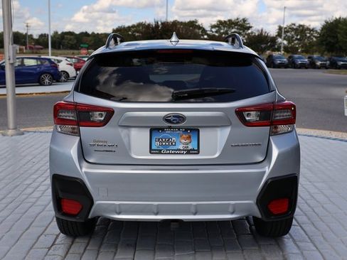 Used 2023 Subaru Crosstrek 2.0i Premium image 4