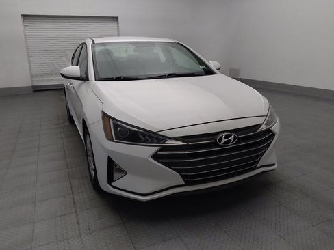 Used 2019 Hyundai Elantra SE FWD image 14
