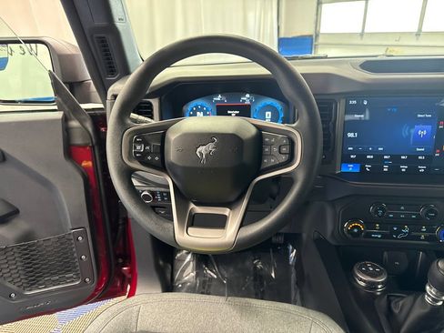 Certified 2026 Ford Bronco 2-Door AWD/4WD image 13
