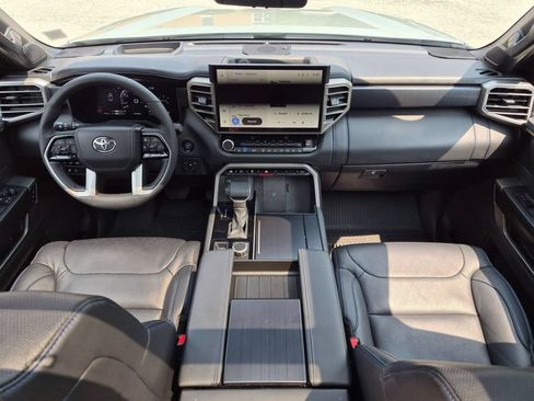 Used 2026 Toyota Tundra Platinum AWD/4WD image 22