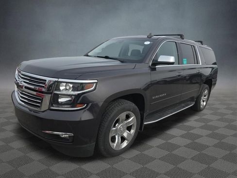 Used 2017 Chevrolet Suburban Premier AWD/4WD image 7