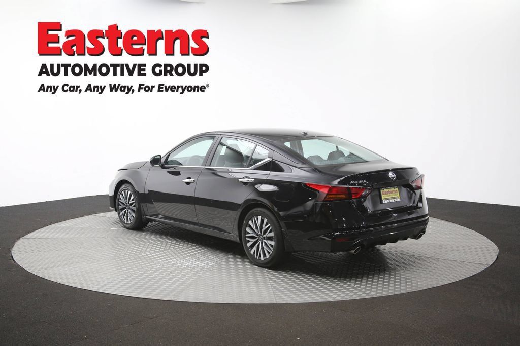 Used 2024 Nissan Altima 2.5 SV w/ SV Premium Package FWD image 65