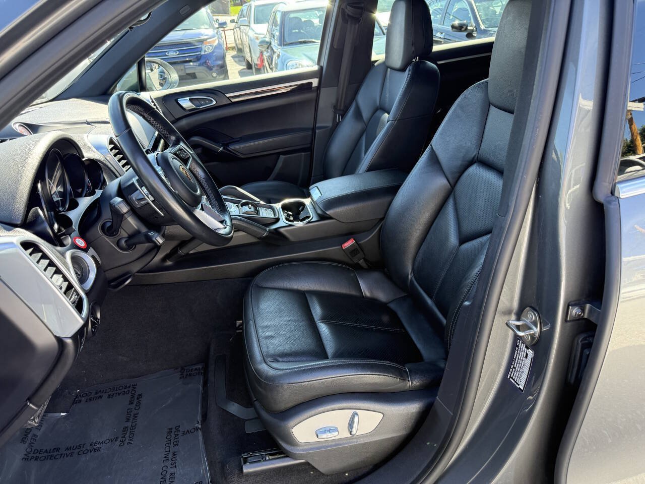 Used 2016 Porsche Cayenne AWD/4WD image 7