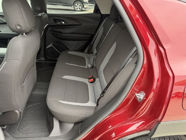 Used 2022 Chevrolet TrailBlazer LT w/ Convenience Package AWD/4WD image 13