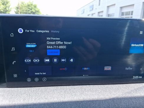 Used 2026 Nissan Kicks SV w/ SV Premium Package FWD image 17