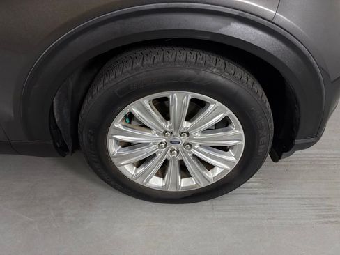 Used 2020 Ford Explorer Limited RWD image 10