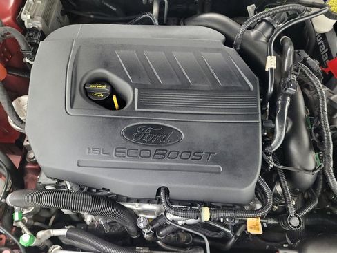 Used 2018 Ford Fusion SE w/ Fusion SE Technology Package FWD image 30