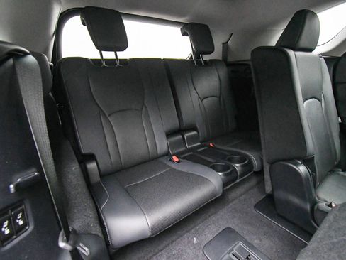 Used 2022 Lexus RX 350L Premium image 49