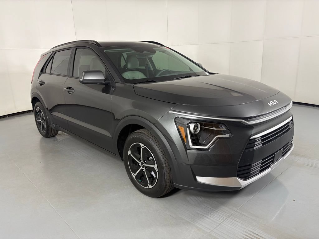 New 2026 Kia Niro EX FWD image 2