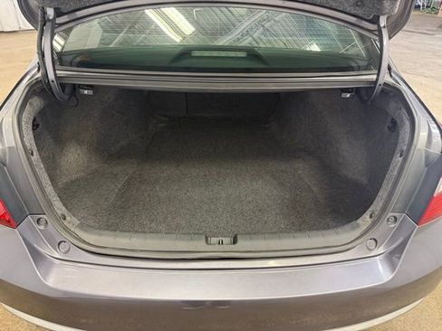 Used 2017 Honda Accord EX-L image 26