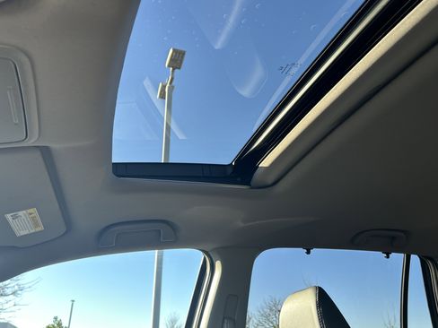 Used 2019 Honda Pilot EX-L image 11