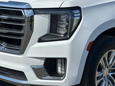 Used 2023 GMC Yukon XL SLT image 52