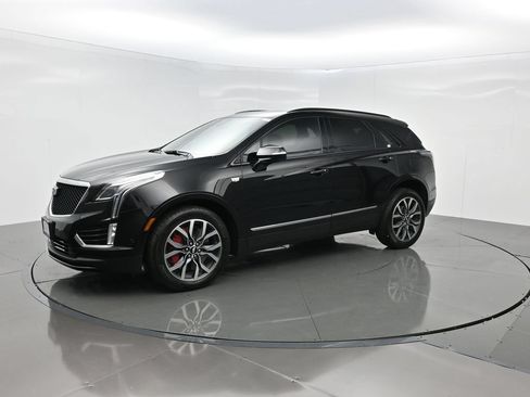 Used 2023 Cadillac XT5 Sportv w/ Platinum Package AWD/4WD image 2