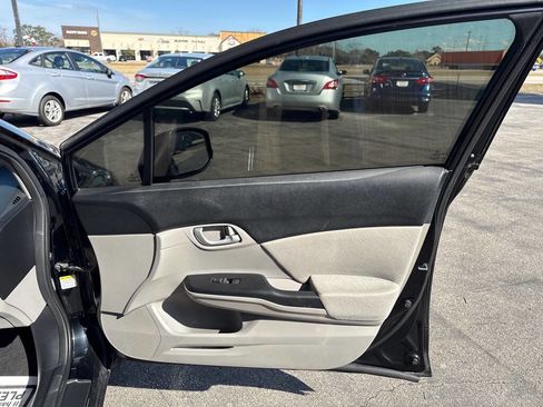 Used 2013 Honda Civic LX image 18