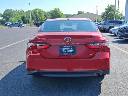 Used 2024 Toyota Camry LE FWD image 5