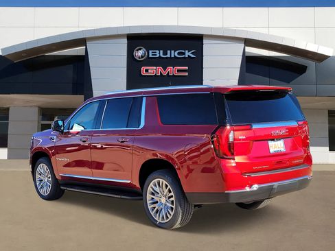 New 2026 GMC Yukon XL Elevation w/ Elevation Premium Package image 3