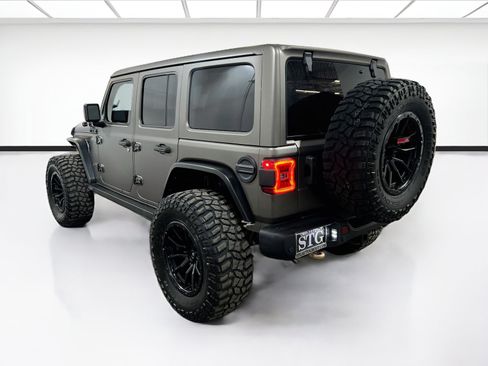 Used 2021 Jeep Wrangler Unlimited Rubicon w/ Trailer Tow Package AWD/4WD image 6
