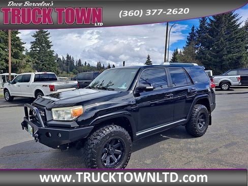 Used 2010 Toyota 4Runner SR5 image 7