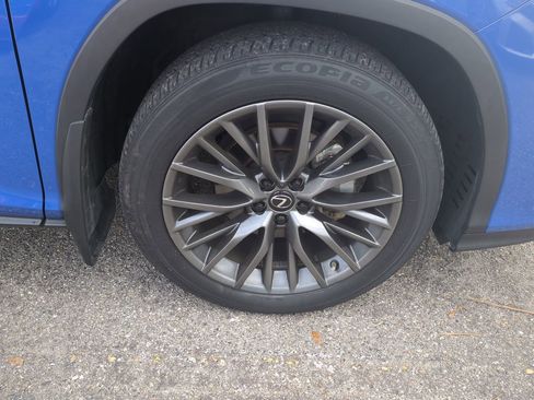 Used 2022 Lexus RX 450h F Sport image 11