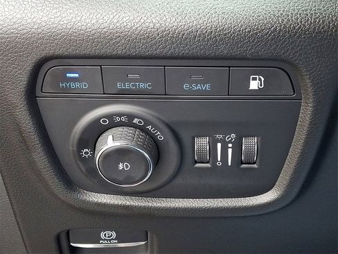 Used 2022 Jeep Grand Cherokee Summit image 28