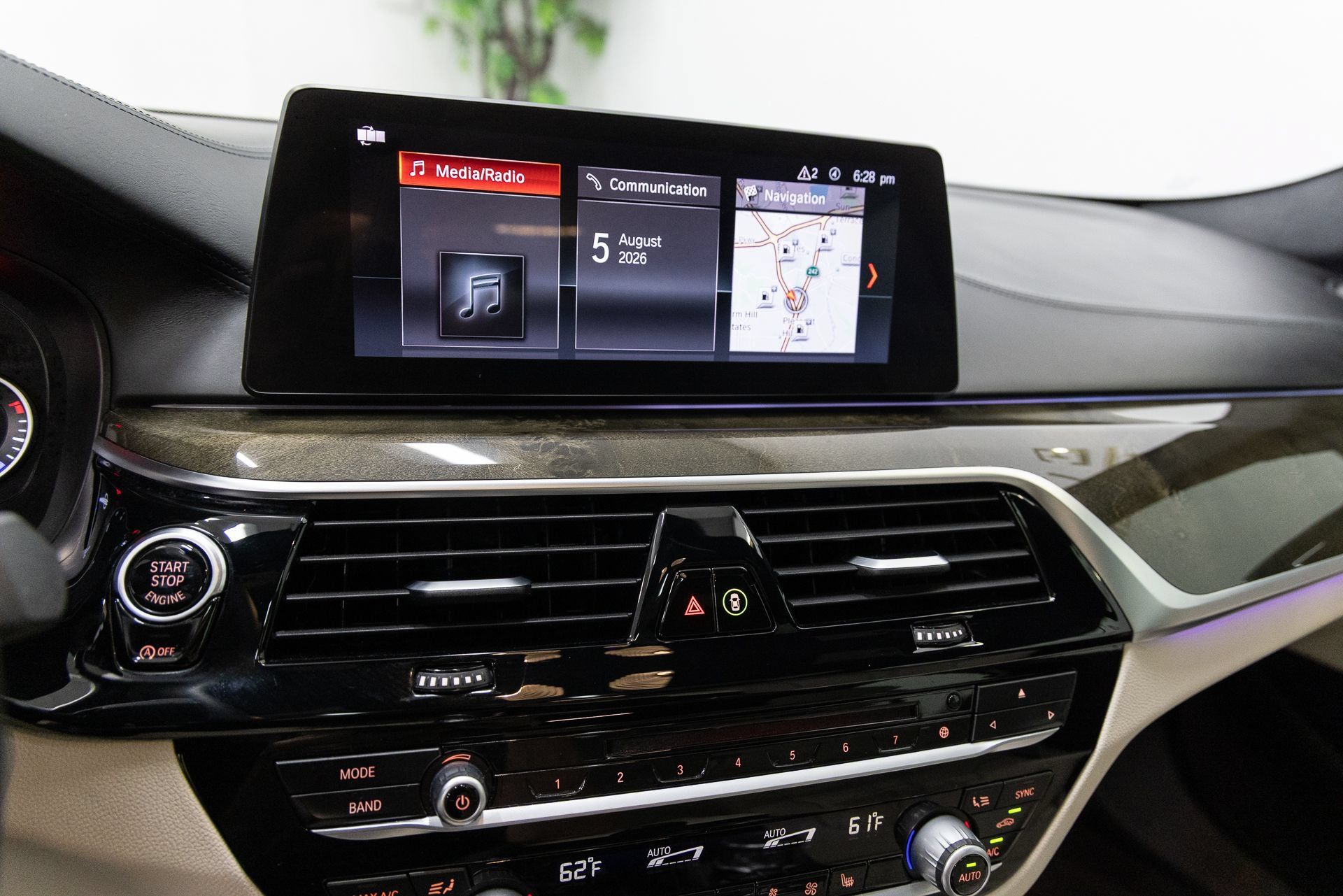 Used 2019 BMW 540i w/ M Sport Package RWD image 19