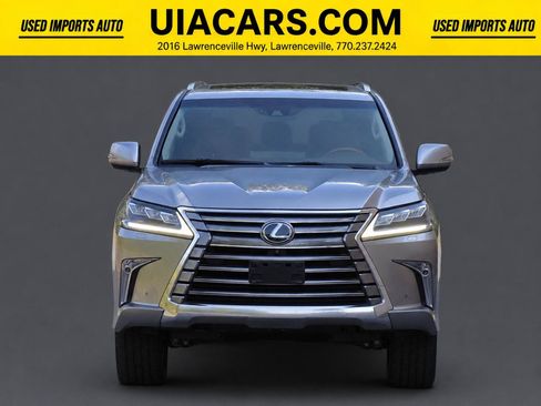 Used 2019 Lexus LX 570 4WD w/ Luxury Package image 3