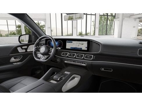 New 2026 Mercedes-Benz GLS 450 4MATIC image 6