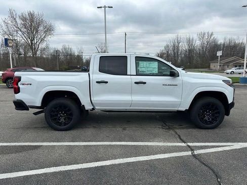 New 2026 Chevrolet Colorado W/T w/ WT Custom Package AWD/4WD image 4