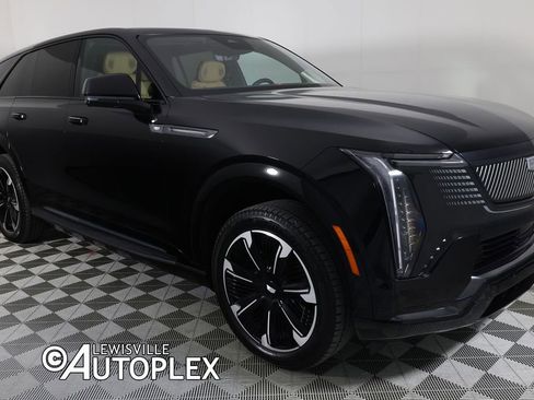 Used 2026 Cadillac Escalade IQ Sport 2 AWD/4WD image 3