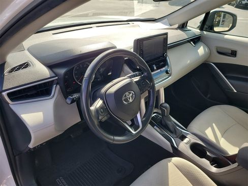 Used 2022 Toyota Corolla Cross LE image 20