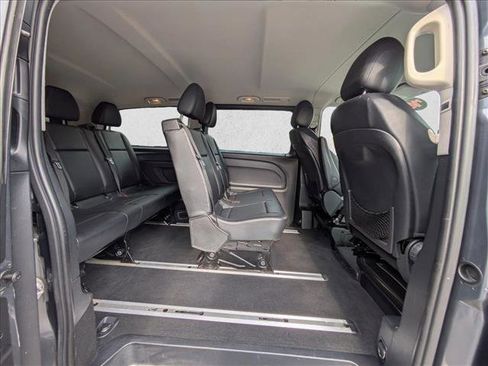 Used 2016 Mercedes-Benz Metris Passenger image 18