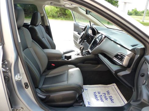 Used 2025 Subaru Outback Onyx Edition AWD/4WD image 47