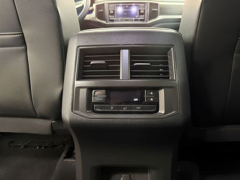 Used 2022 Volkswagen Atlas SE FWD image 18