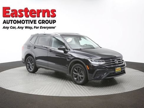 Used 2024 Volkswagen Tiguan SE FWD image 46