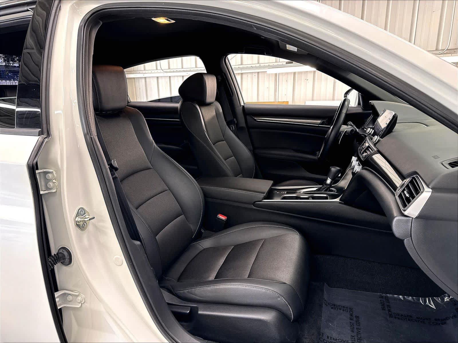 Used 2020 Honda Accord Sport image 30