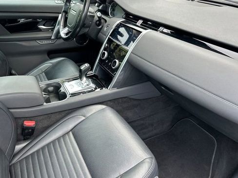 Used 2020 Land Rover Discovery Sport S image 15