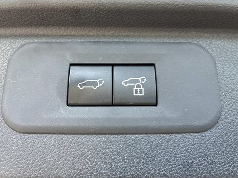 Used 2024 Toyota Grand Highlander AWD image 14