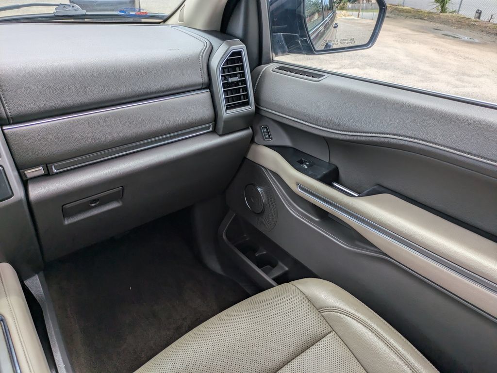 Used 2021 Ford Expedition XLT RWD image 20