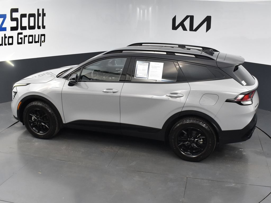 Certified 2025 Kia Sportage X-Pro AWD/4WD image 11