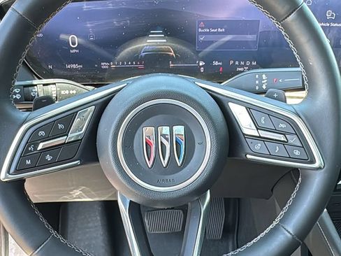 Used 2024 Buick Envision Avenir AWD/4WD image 10